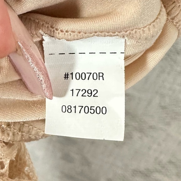 Spanx Red Hot Assets Luxe and Lean Firm Control lace slip size S - Picture 11 of 11